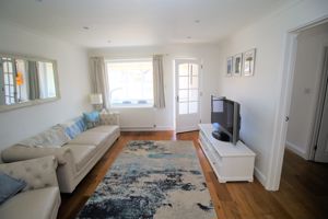 Sitting room- click for photo gallery